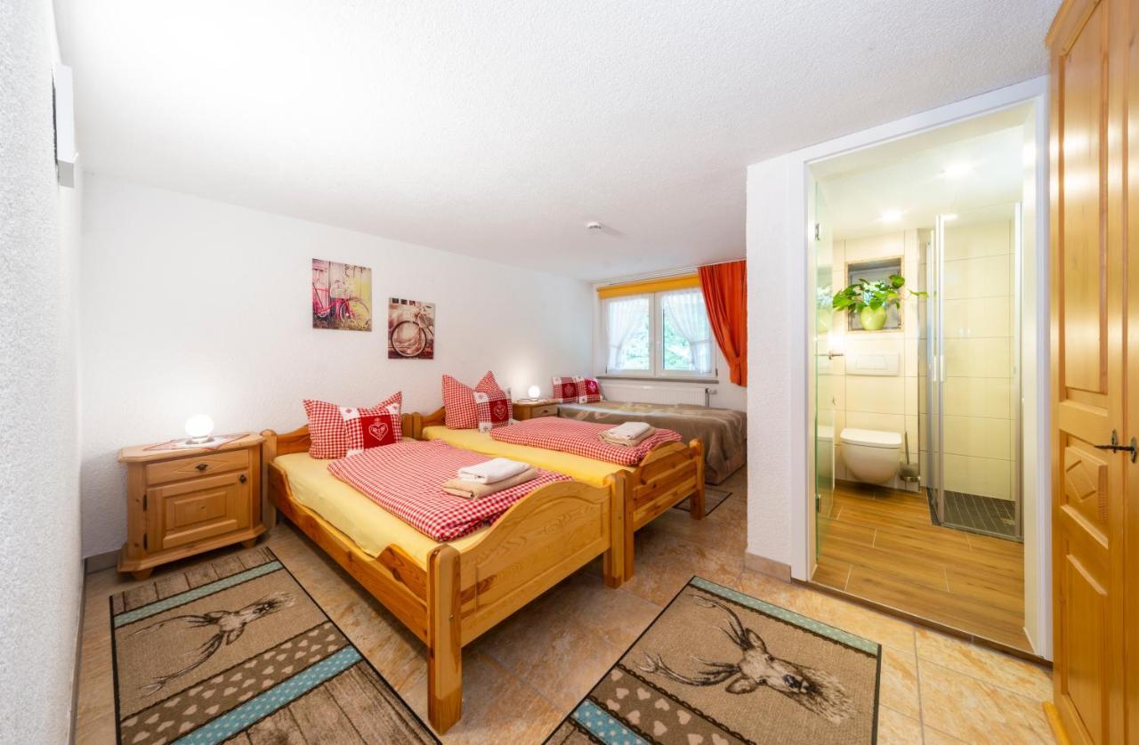 Appartements Und Ferienhaus Gasthof Kanzlersgrund Oberhof  Bagian luar foto